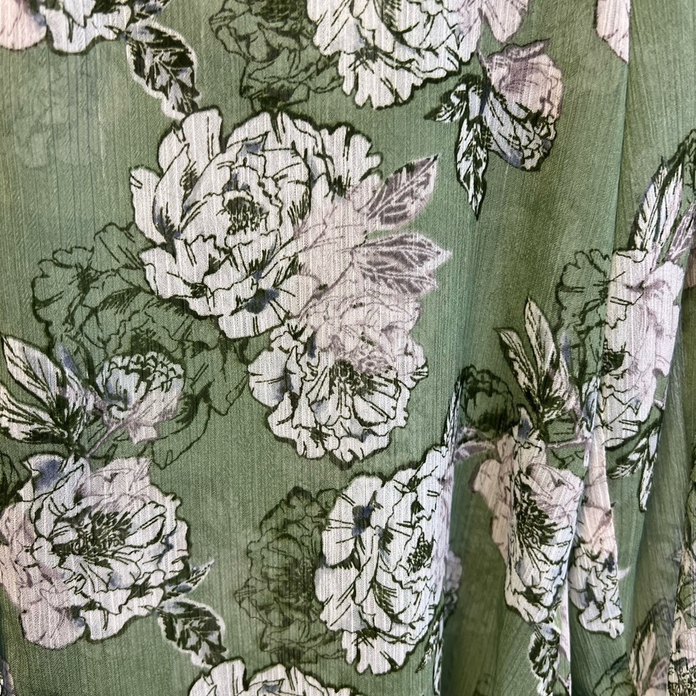 Kut from the Kloth Jasmine Sheer Floral Blouse Size Women’s Medium - Picture 3 of 9